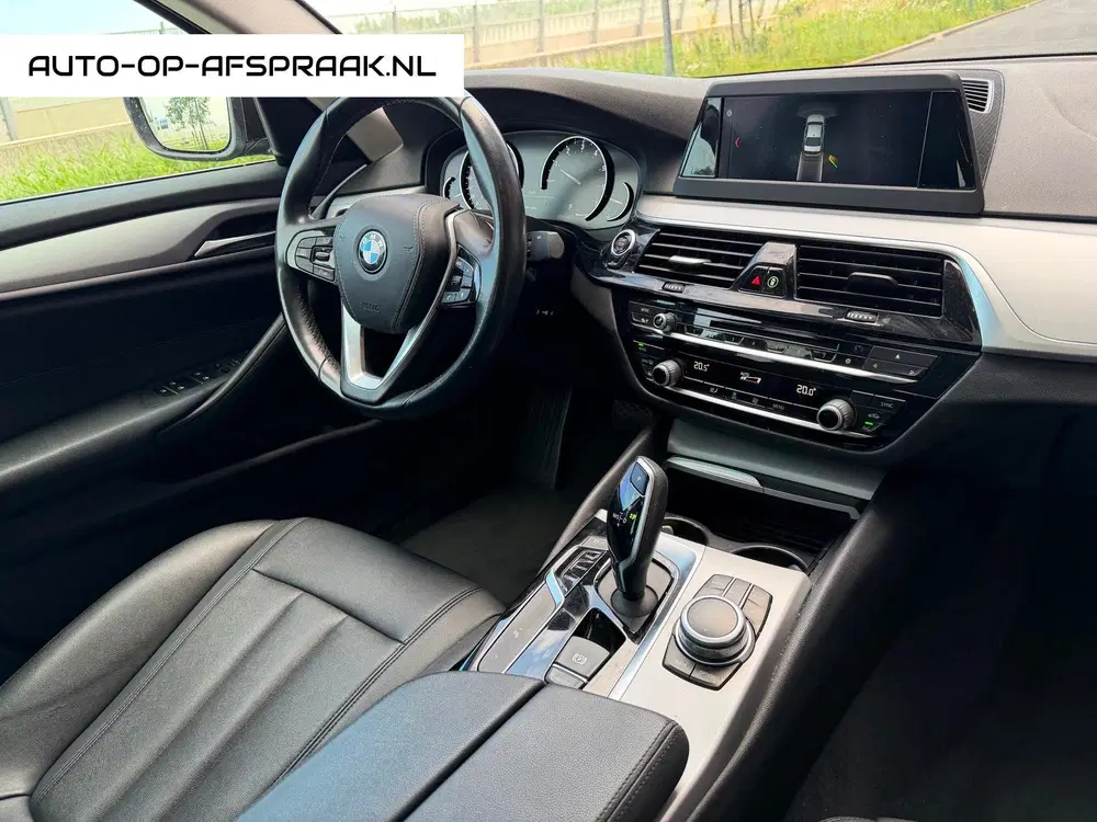 BMW 5-serie 520i Pano Dak Navi Leer Clima Cruise PDC uit 2019, foto 10