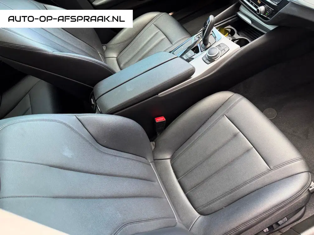 BMW 5-serie 520i Pano Dak Navi Leer Clima Cruise PDC uit 2019, foto 13