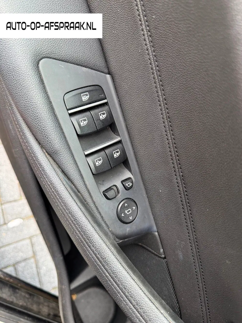 BMW 5-serie 520i Pano Dak Navi Leer Clima Cruise PDC uit 2019, foto 19