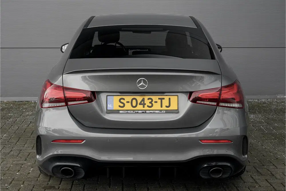 Mercedes-Benz A-Klasse AMG 35 4MATIC Limousine Night Burmest uit 2020, foto 11