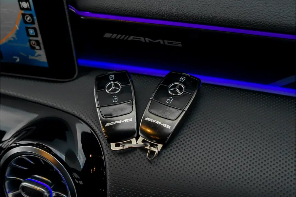 Mercedes-Benz A-Klasse AMG 35 4MATIC Limousine Night Burmest uit 2020, foto 7