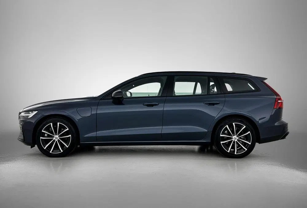 Volvo V60 2.0 T6 Plug-in hybrid AWD Plus Dark uit 2025, foto 2