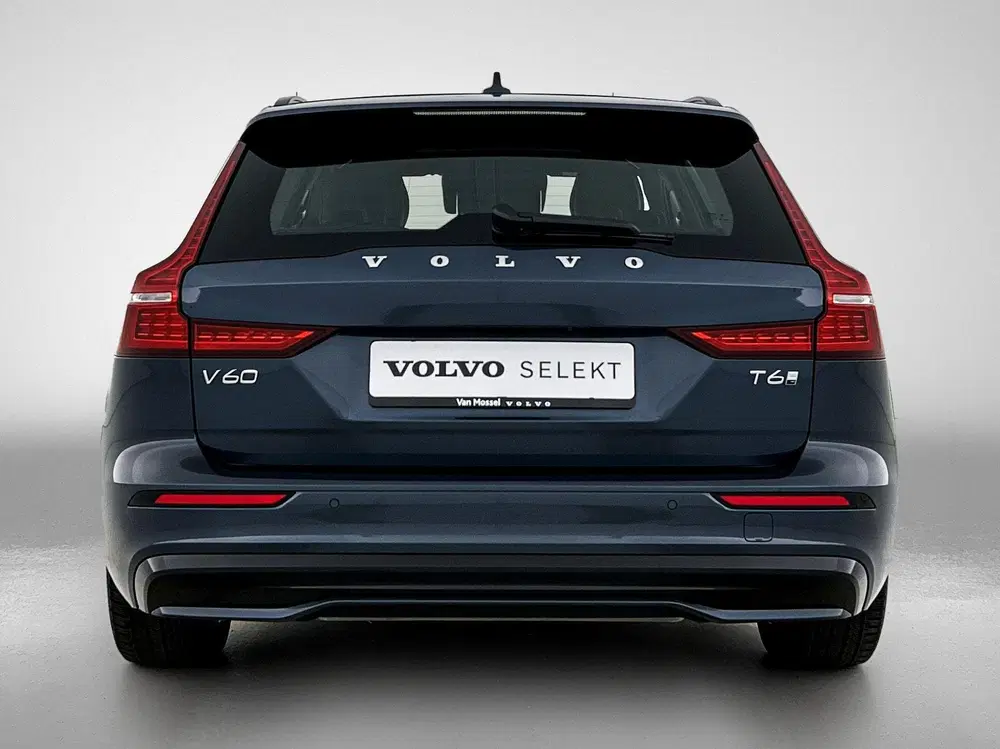 Volvo V60 2.0 T6 Plug-in hybrid AWD Plus Dark uit 2025, foto 3
