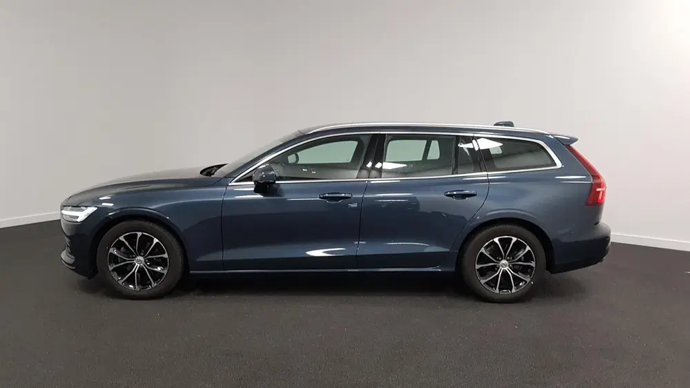 Volvo V60 2.0 B4 197 pk Automaat Momentum Pro Naviga uit 2021, foto 8