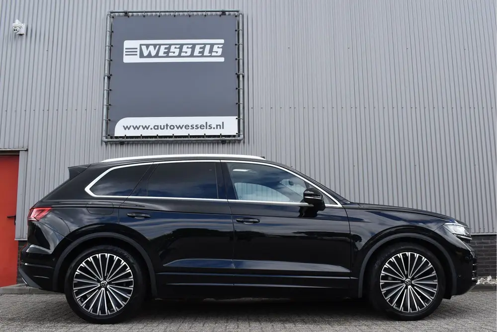 Volkswagen Touareg 3.0 TSi eHybrid 4MOTION FACELIFT, Panoram uit 2023, foto 15