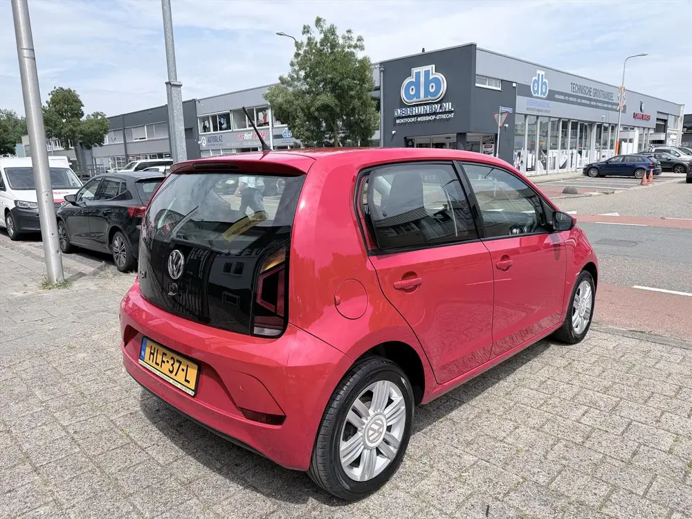 Volkswagen Up! 1.0 60PK 5D BMT Move up! uit 2019, foto 4