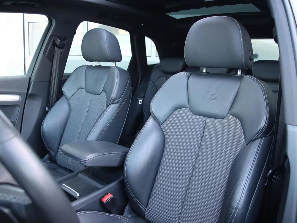 Audi Q5 55 TFSI e quattro 367PK S-edition uit 2021, foto 6