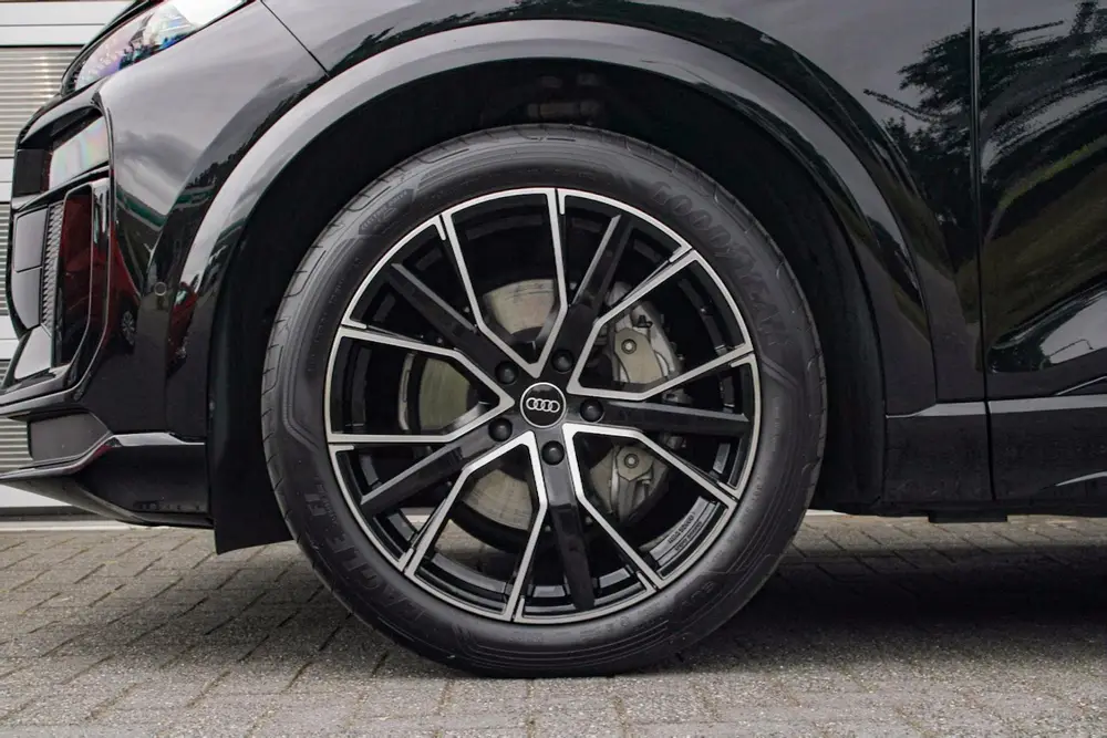 Audi Q6 e-tron Performance 306pk S-Line Edition 100 kWh uit 2024, foto 12