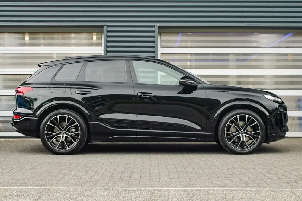 Audi Q6 e-tron Performance 306pk S-Line Edition 100 kWh uit 2024, foto 3
