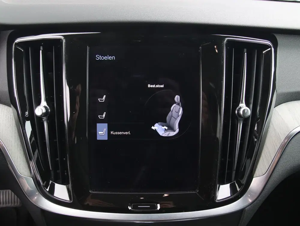 Volvo V60 2.0 T6 Recharge AWD 340PK Inscription uit 2021, foto 16
