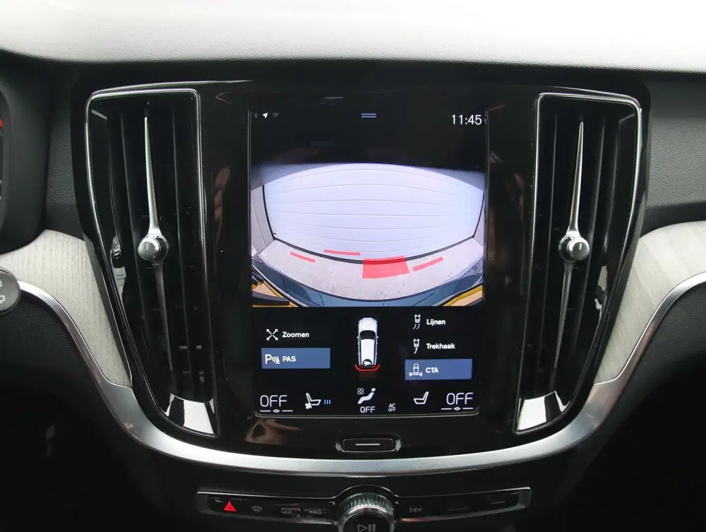 Volvo V60 2.0 T6 Recharge AWD 340PK Inscription uit 2021, foto 19
