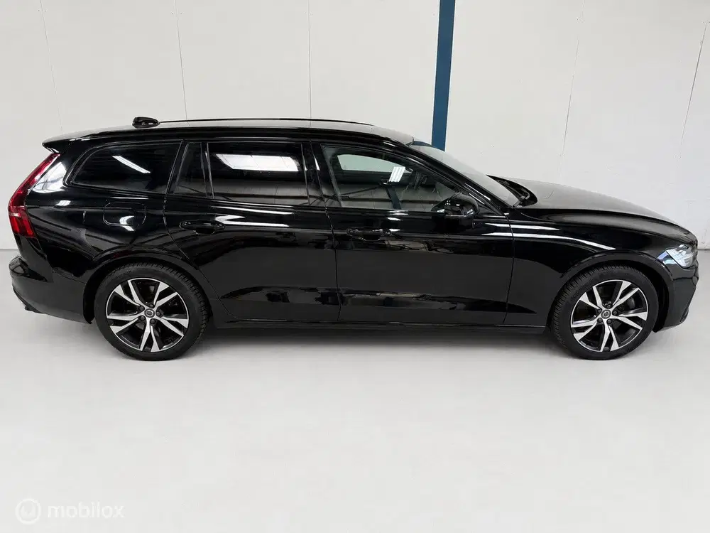 Volvo V60 2.0 T6 Twin Engine AWD Momentum SPORTINTER uit 2020, foto 13