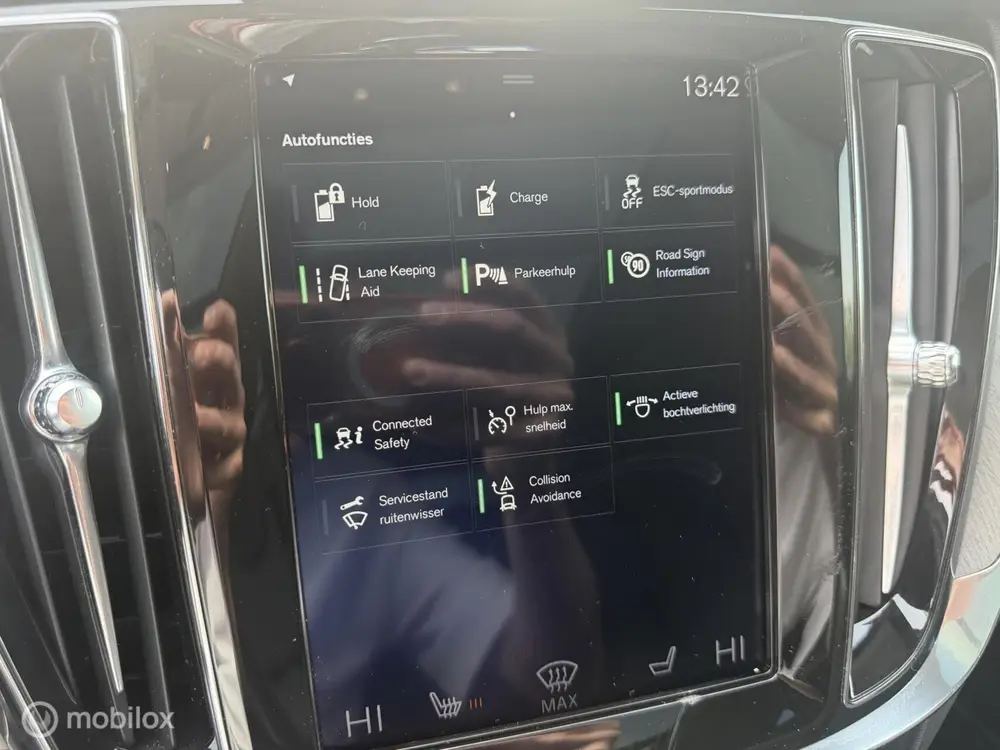 Volvo V60 2.0 T8 Twin Engine AWD Inscription PANO uit 2019, foto 12