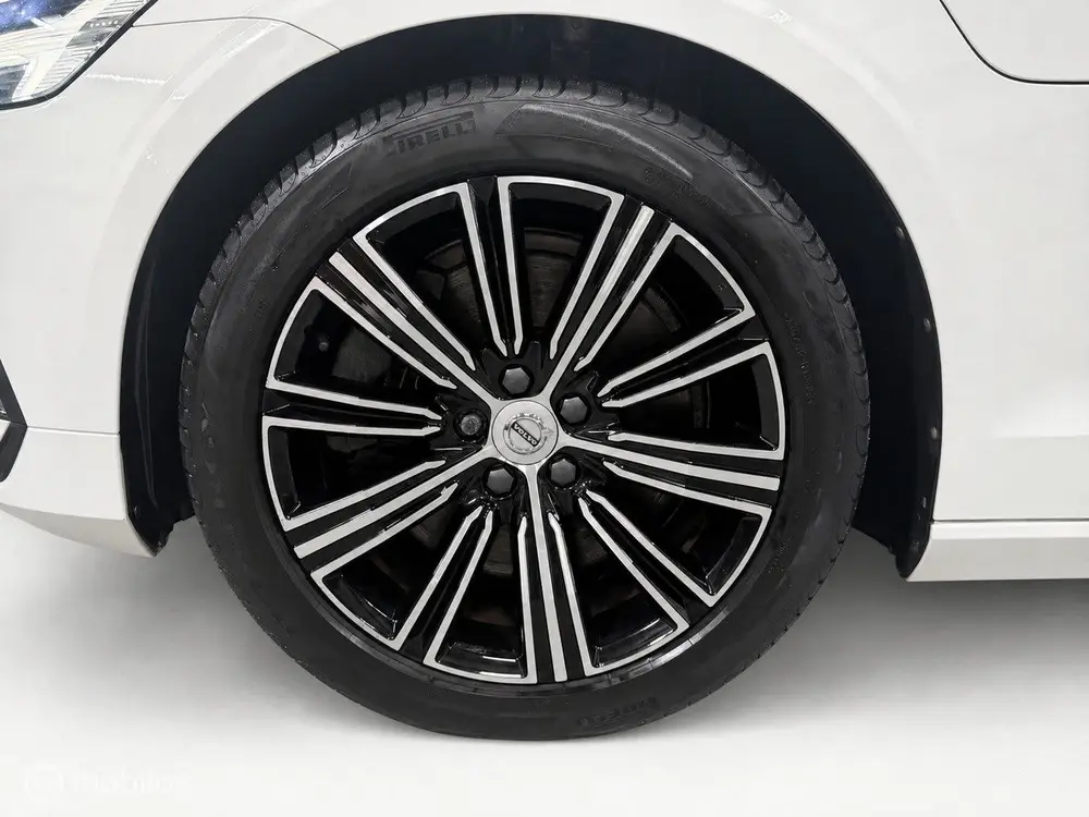 Volvo V60 2.0 T8 Twin Engine AWD Inscription PANO uit 2019, foto 5