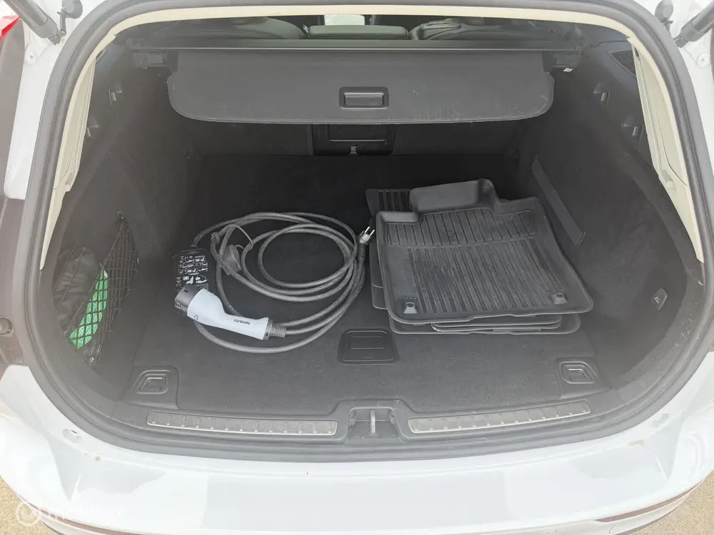 Volvo V60 2.0 T8 Twin Engine AWD Inscription PANO uit 2019, foto 8