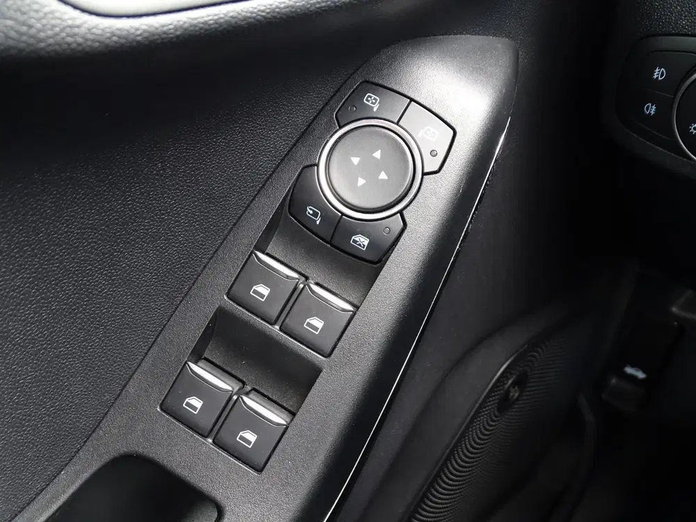 Ford Fiesta 1.0 Titanium X uit 2021, foto 15