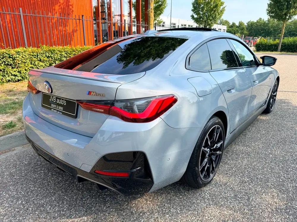 BMW i4 M50 M-sport uit 2022, foto 5