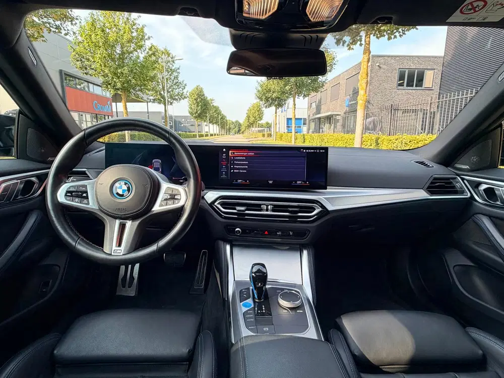BMW i4 M50 M-sport uit 2022, foto 7
