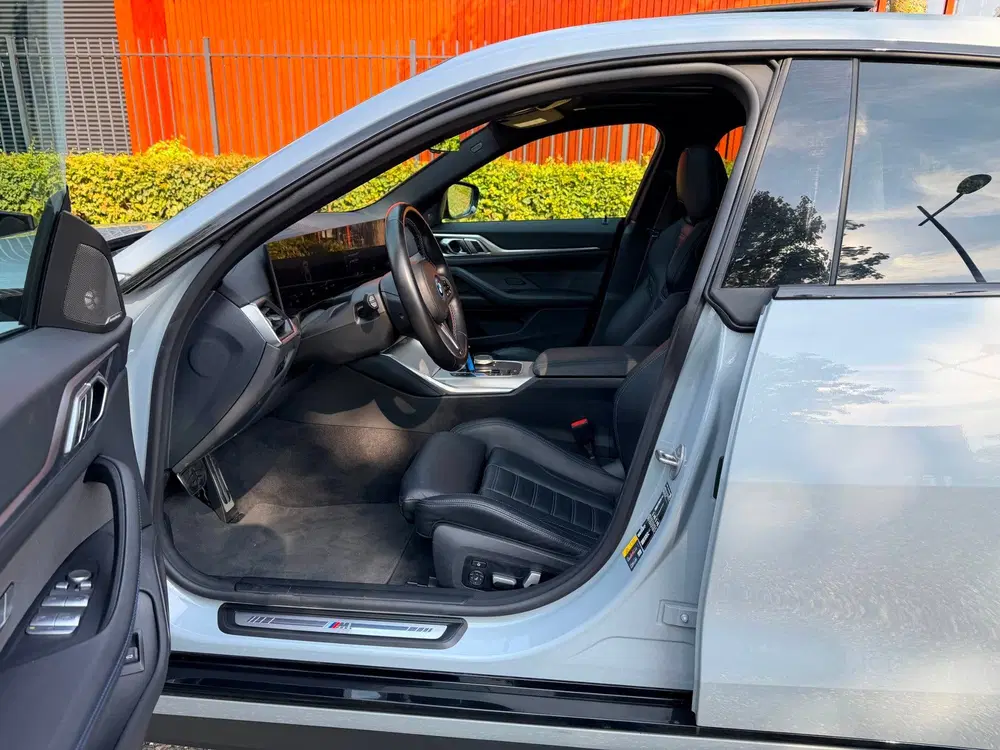 BMW i4 M50 M-sport uit 2022, foto 9
