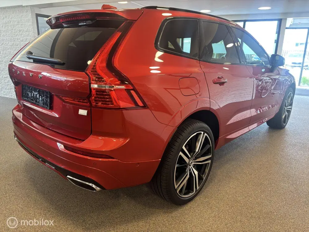 Volvo XC60 2.0 T8 Plug-in hybrid AWD R-Design uit 2021, foto 6