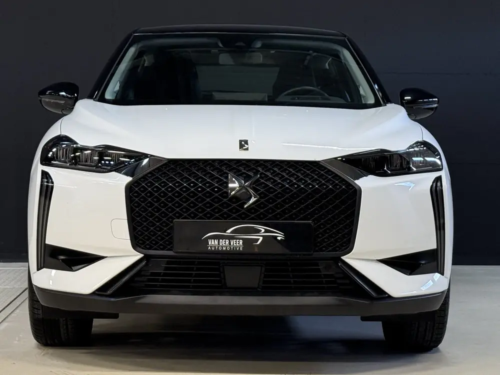 DS Automobiles DS 3 DS DS 3 1.2 100PK Bastille uit 2023, foto 4