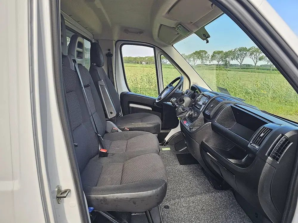 Opel Movano 2.2 bakwagen laadklep uit 2022, foto 7