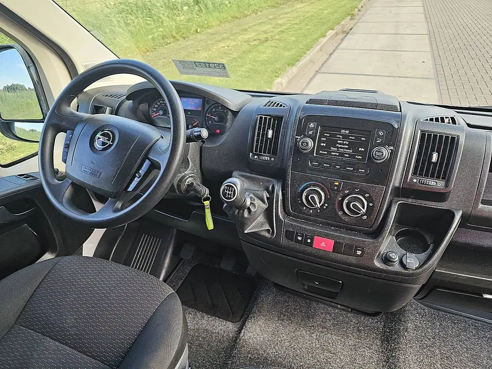 Opel Movano 2.2 bakwagen laadklep uit 2022, foto 8