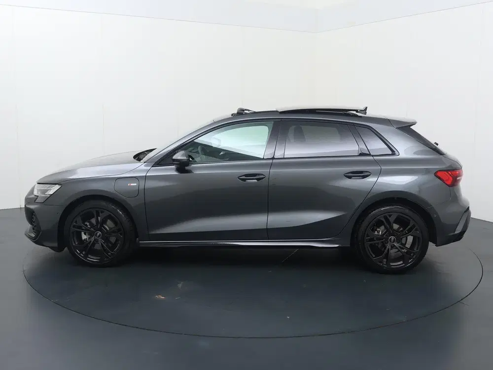Audi A3 40 TFSI e S edition uit 2026, foto 2