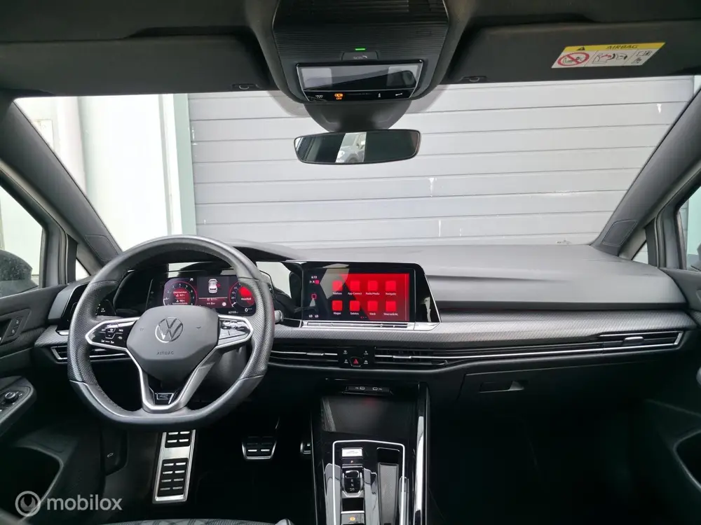 Volkswagen Golf 1.5 eTSI R-Line / Sfeer / Carplay / Camera uit 2023, foto 13