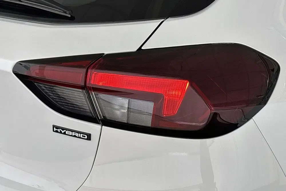 Opel Corsa 1.2 Turbo Hybrid Edition Stoel-Stuurverwar uit 2024, foto 19