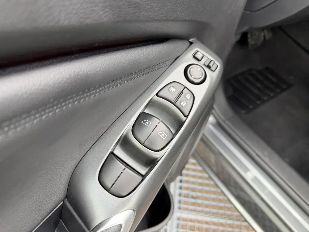 Nissan Juke 1.0 DIG-T N-Connecta Automaat uit 2025, foto 19