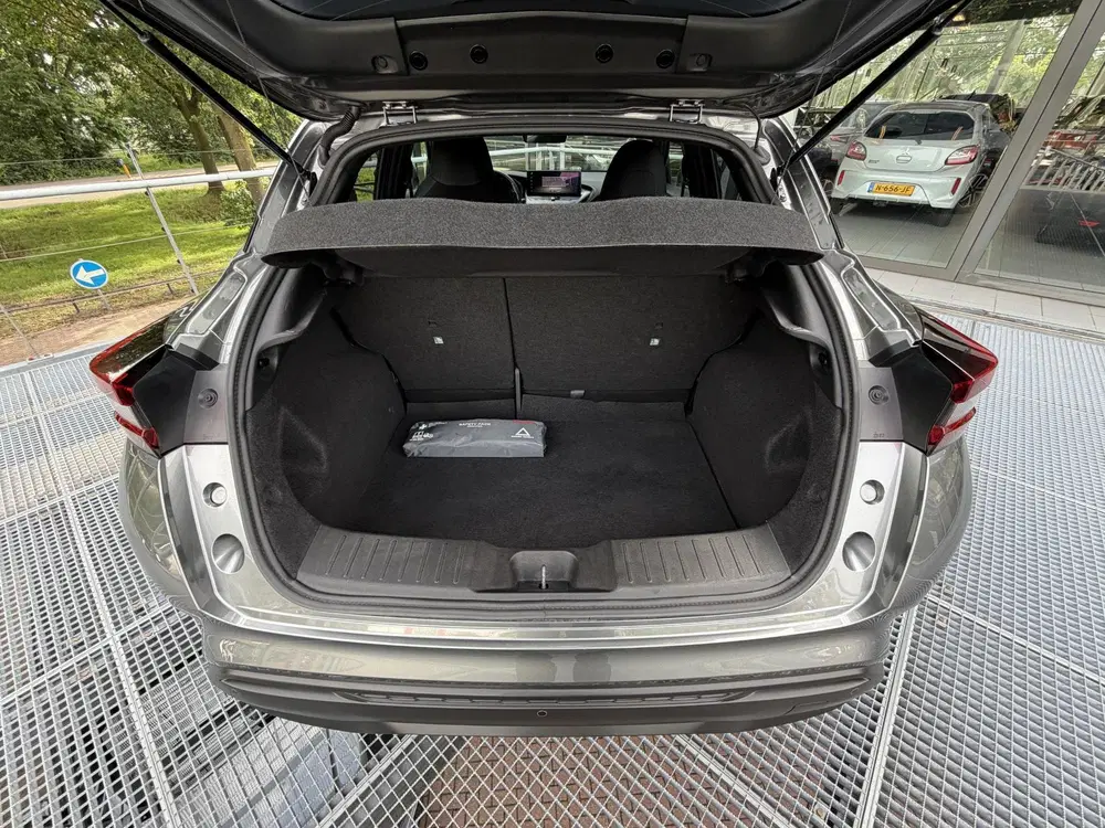 Nissan Juke 1.0 DIG-T N-Connecta Automaat uit 2025, foto 9