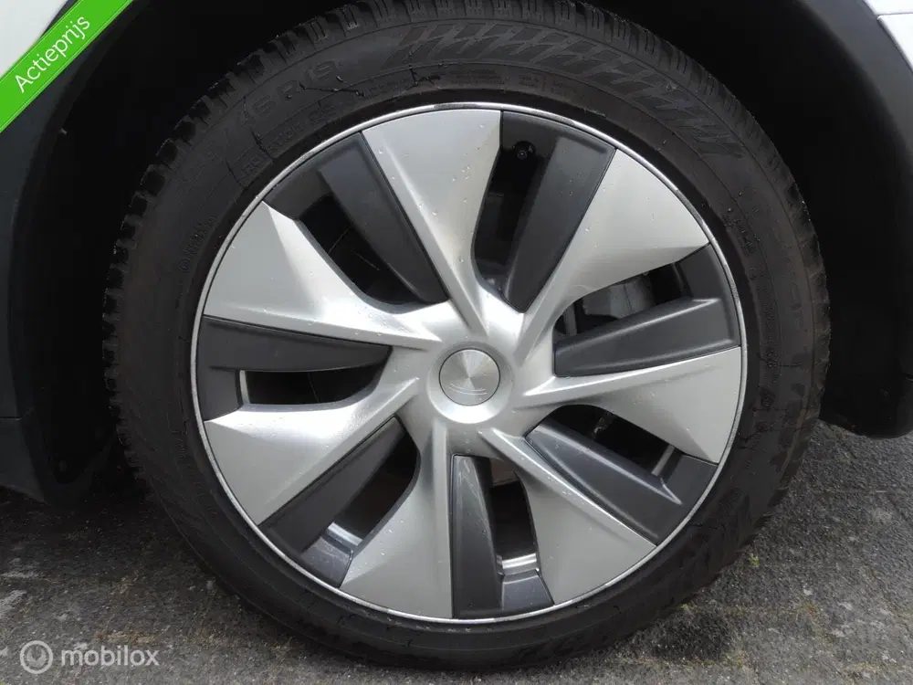 Tesla Model Y Long Range AWD 75 kWh 61dkm marge uit 2023, foto 14
