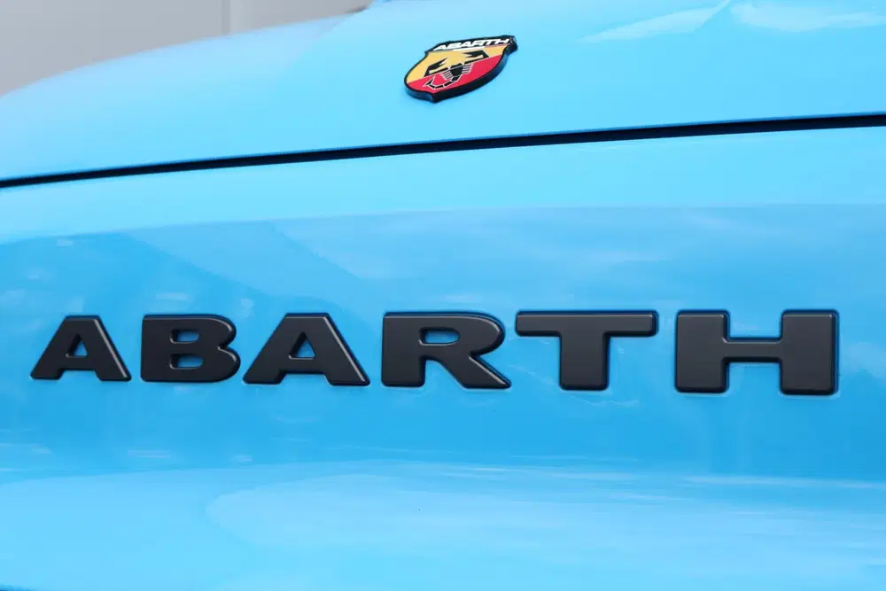Fiat 500C Abarth Turismo 42 kWh uit 2024, foto 10