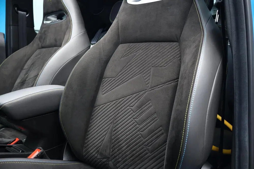 Fiat 500C Abarth Turismo 42 kWh uit 2024, foto 18