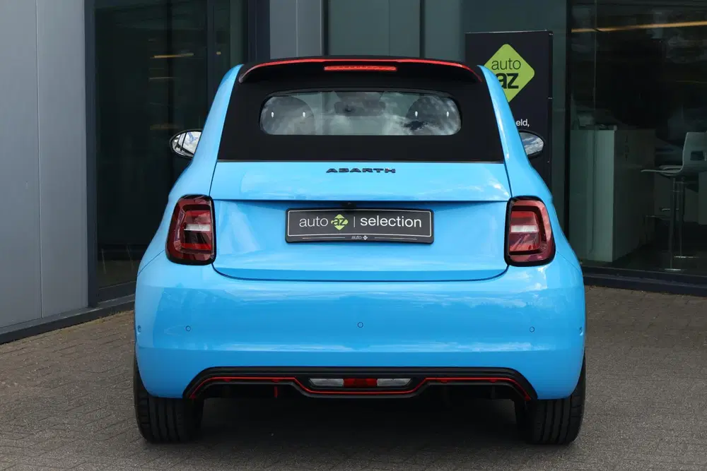 Fiat 500C Abarth Turismo 42 kWh uit 2024, foto 7