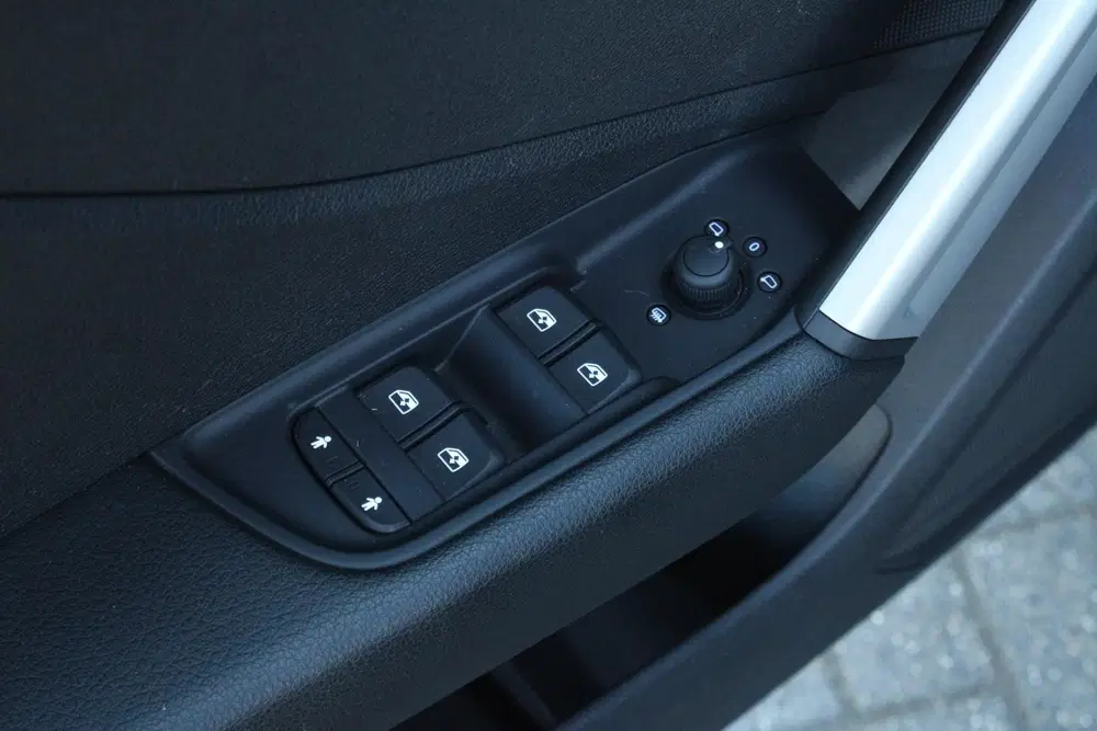 Audi Q2 30 TFSI 110pk Pro Line uit 2022, foto 18