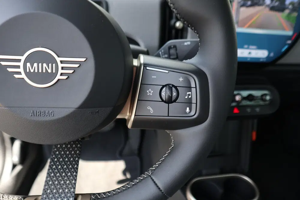 Mini Cabrio 1.5 Cooper C Favoured Trim uit 2026, foto 12