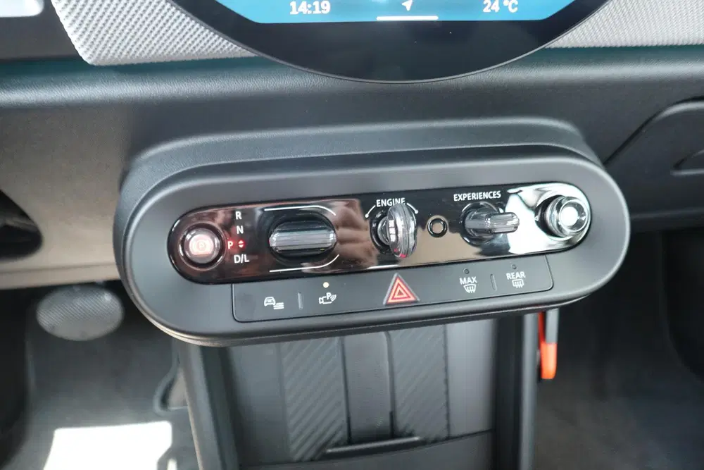 Mini Cabrio 1.5 Cooper C Favoured Trim uit 2026, foto 18