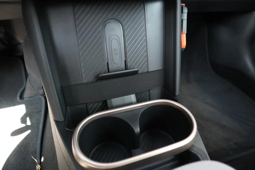 Mini Cabrio 1.5 Cooper C Favoured Trim uit 2026, foto 19