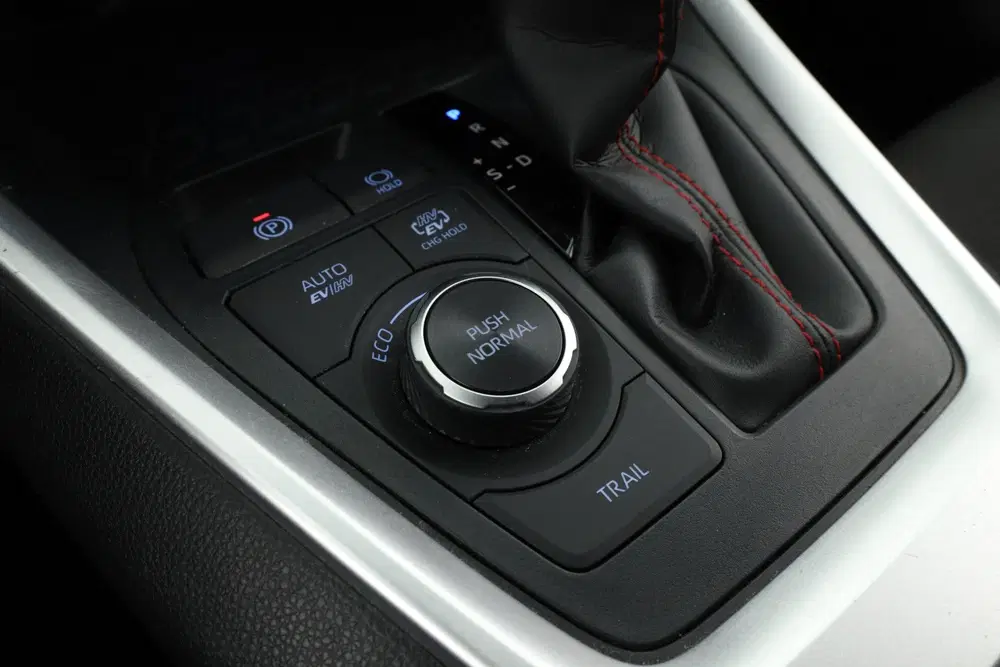 Toyota RAV 4 2.5 Plug-in Hybrid AWD Dynamic uit 2022, foto 17