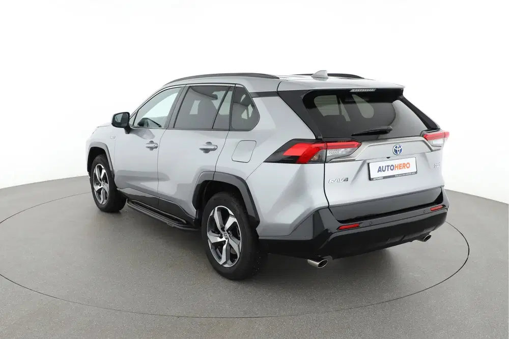 Toyota RAV 4 2.5 Plug-in Hybrid AWD Dynamic uit 2022, foto 3