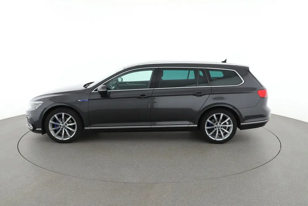 Volkswagen Passat Variant 1.4 TSI PHEV GTE Business | NF2565 uit 2021, foto 3