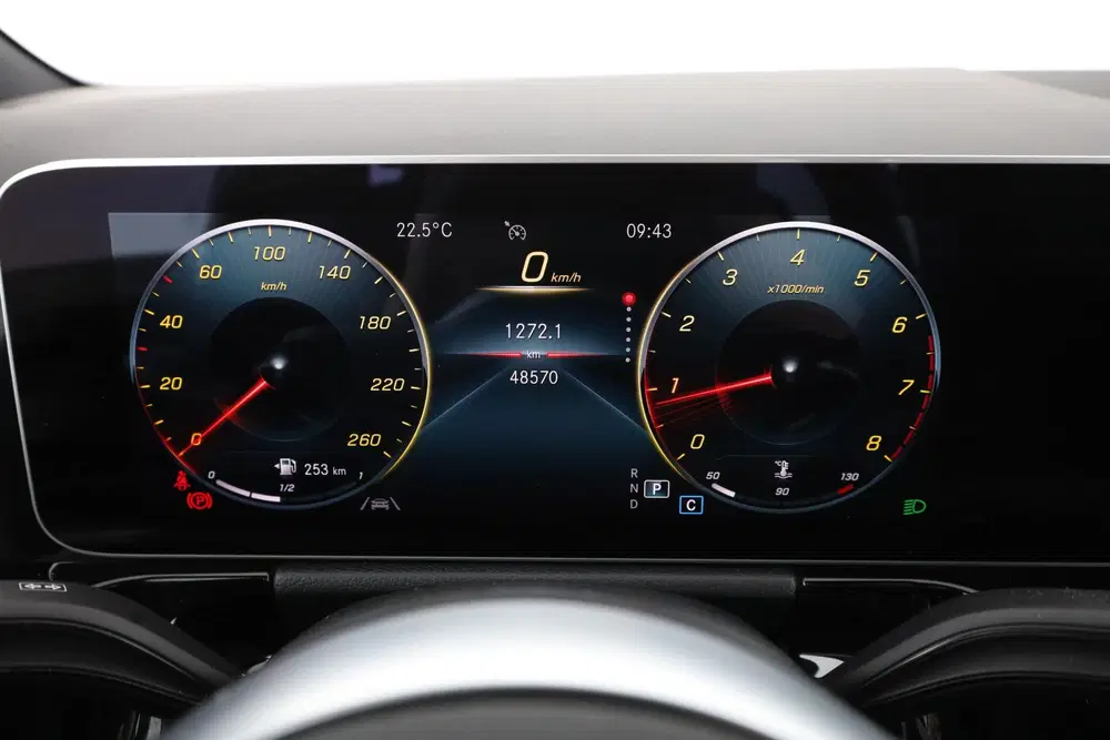 Mercedes-Benz B-Klasse 180 Business Solution AMG uit 2019, foto 12