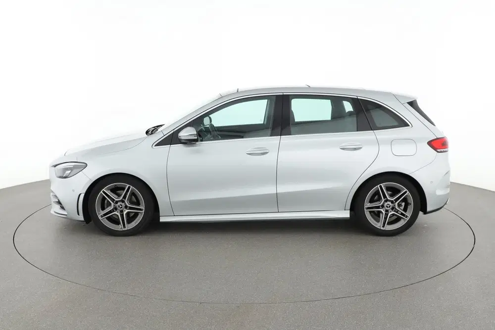 Mercedes-Benz B-Klasse 180 Business Solution AMG uit 2019, foto 3
