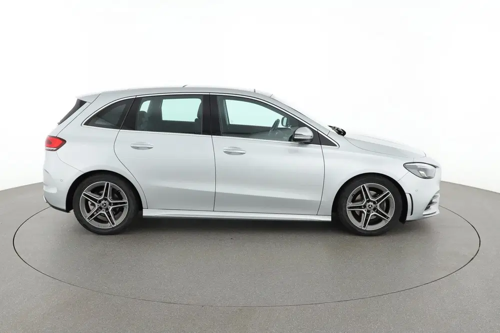 Mercedes-Benz B-Klasse 180 Business Solution AMG uit 2019, foto 7