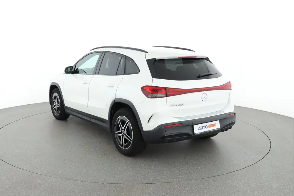 Mercedes-Benz EQA 250 Business Solution AMG 67 kWh uit 2022, foto 4