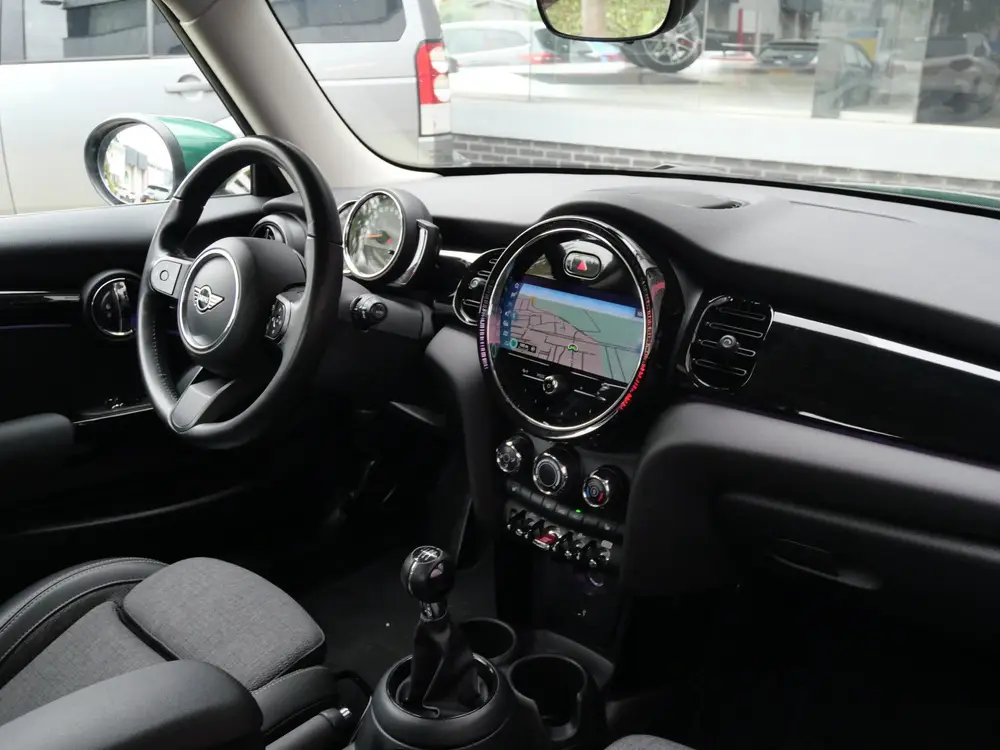 Mini One 1.5 CLASSIC uit 2022, foto 9