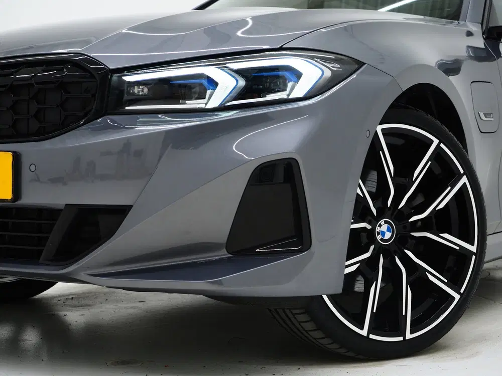 BMW 3-serie 3 Serie Touring 320e xDrive LCI Shadowline uit 2023, foto 6