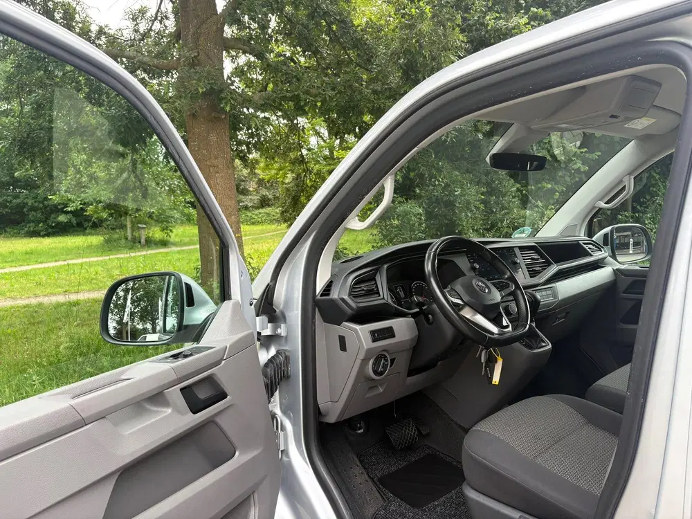 Volkswagen Transporter 2.0 TDI L2H 150PK uit 2019, foto 13